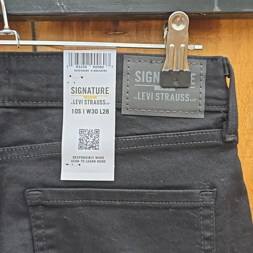 Signature Gold Levi Strauss Black Mid Rise Skinny Jeans 10S ** - Picture 6 of 7